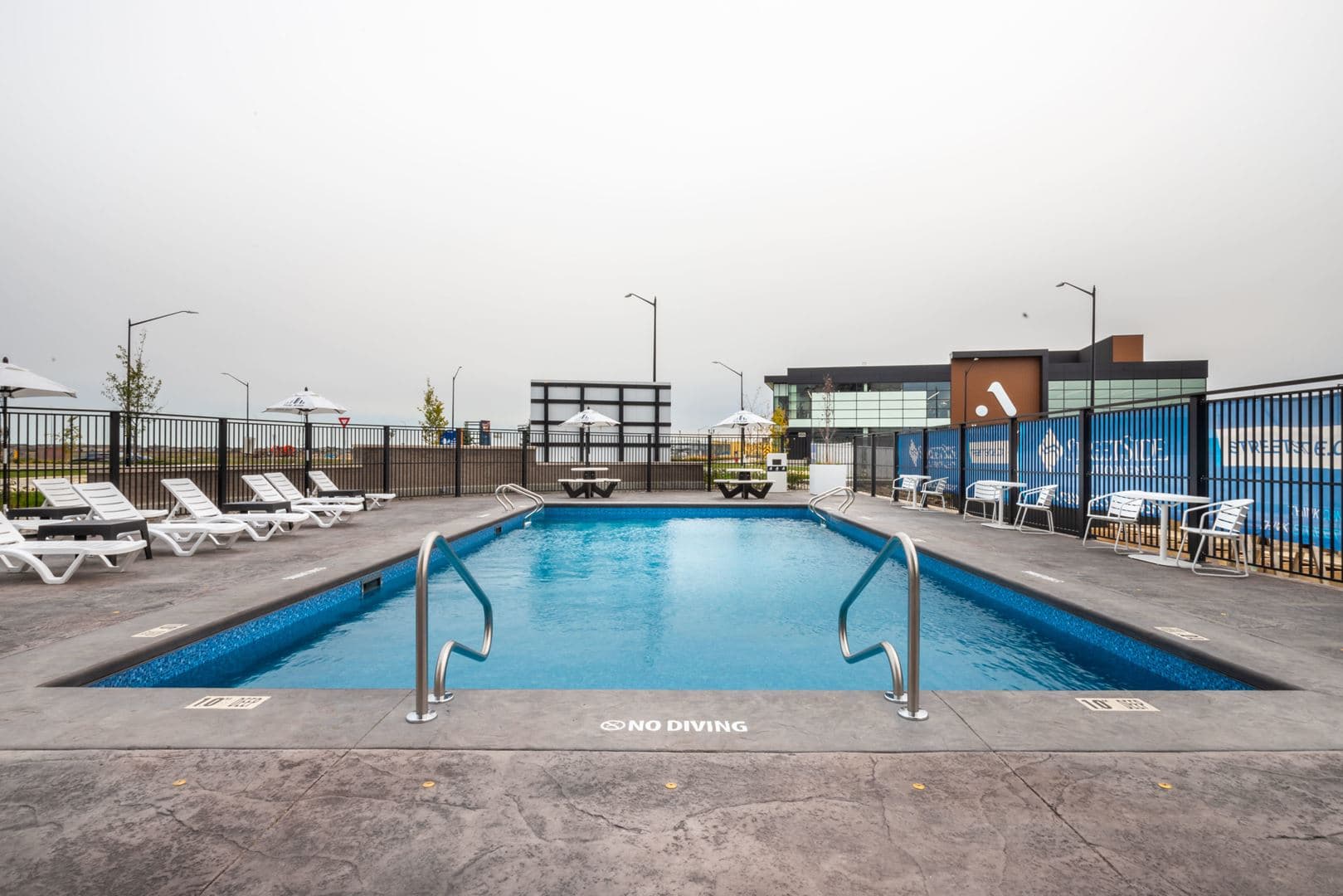 The Rise Condos thumbnail 21
