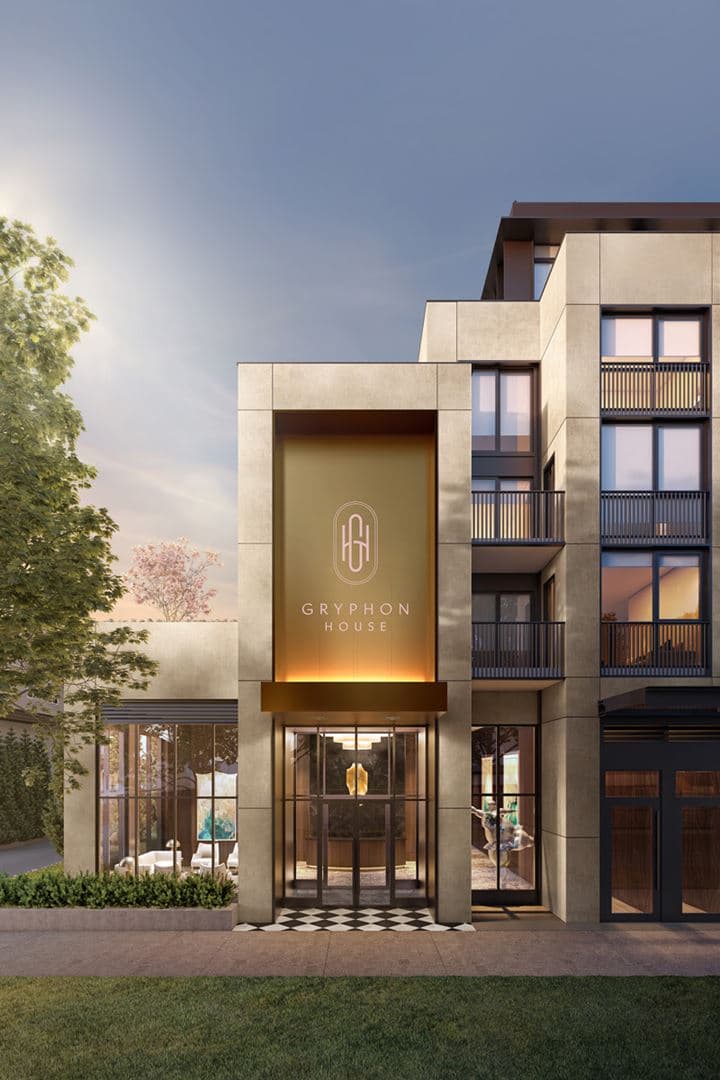 Gryphon House Condos thumbnail 5