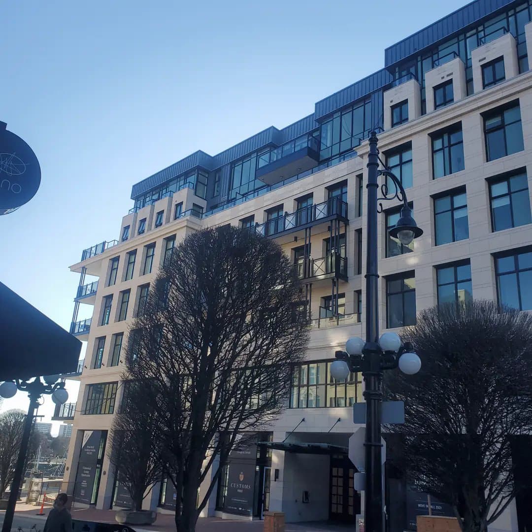 Customs House Condos thumbnail 6