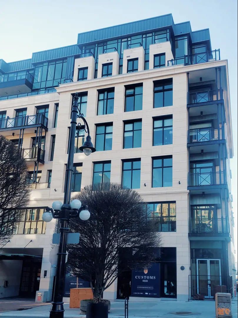 Customs House Condos thumbnail 8