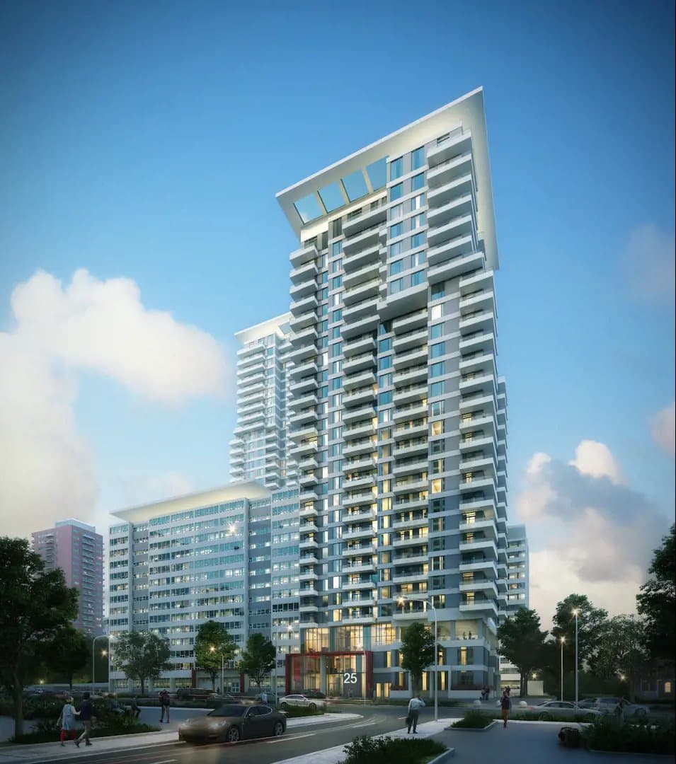 Plaza Midtown Condos thumbnail 3