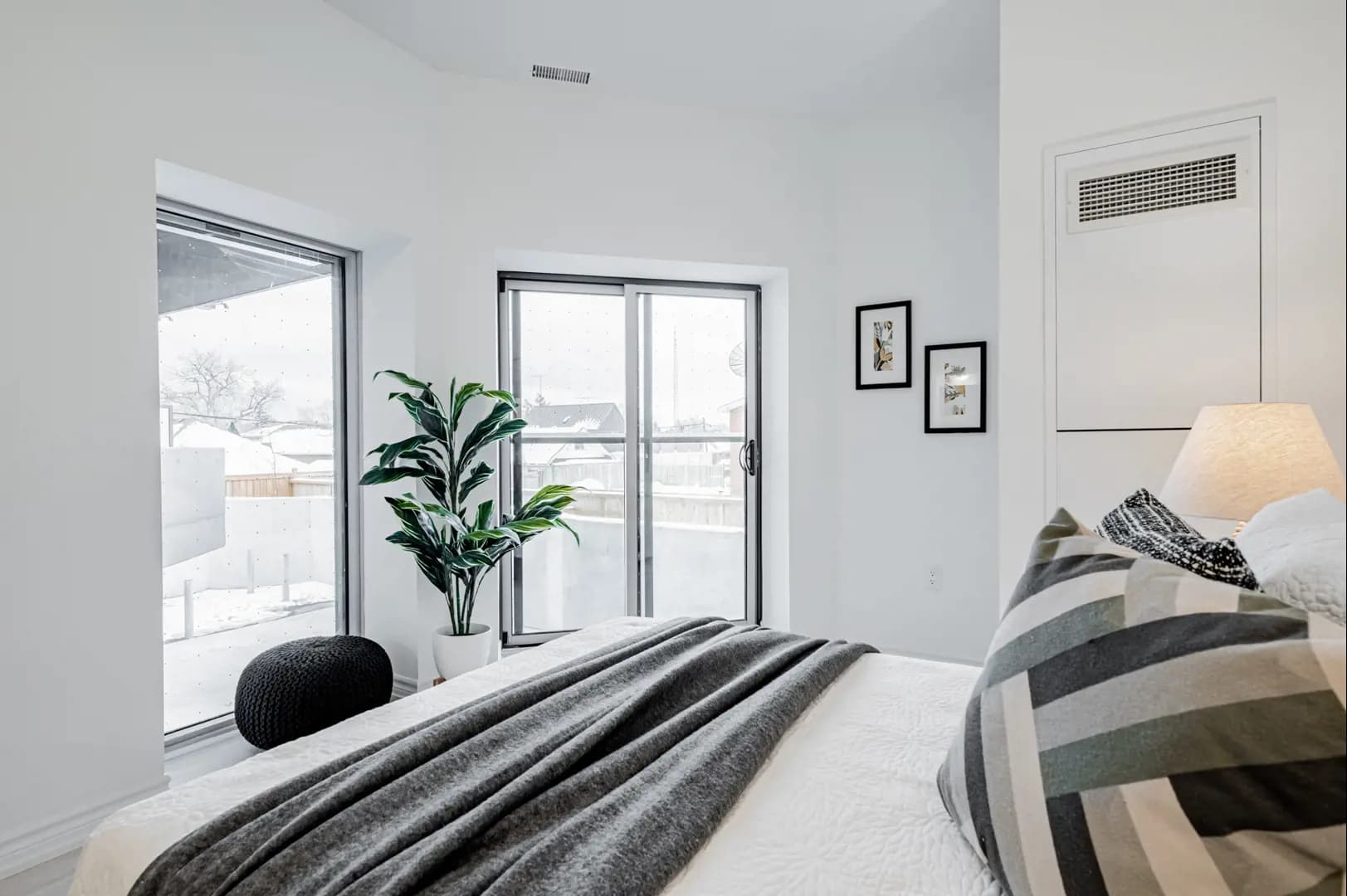 B-Line Condos thumbnail 22