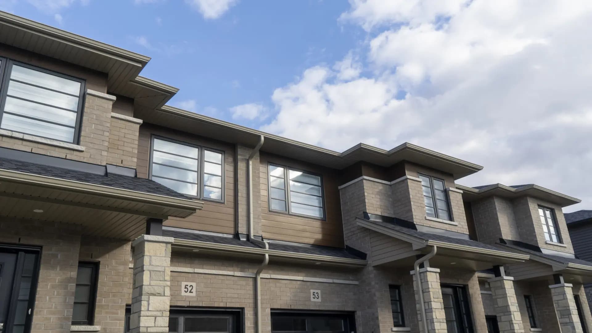 Echo Park Residences thumbnail 4