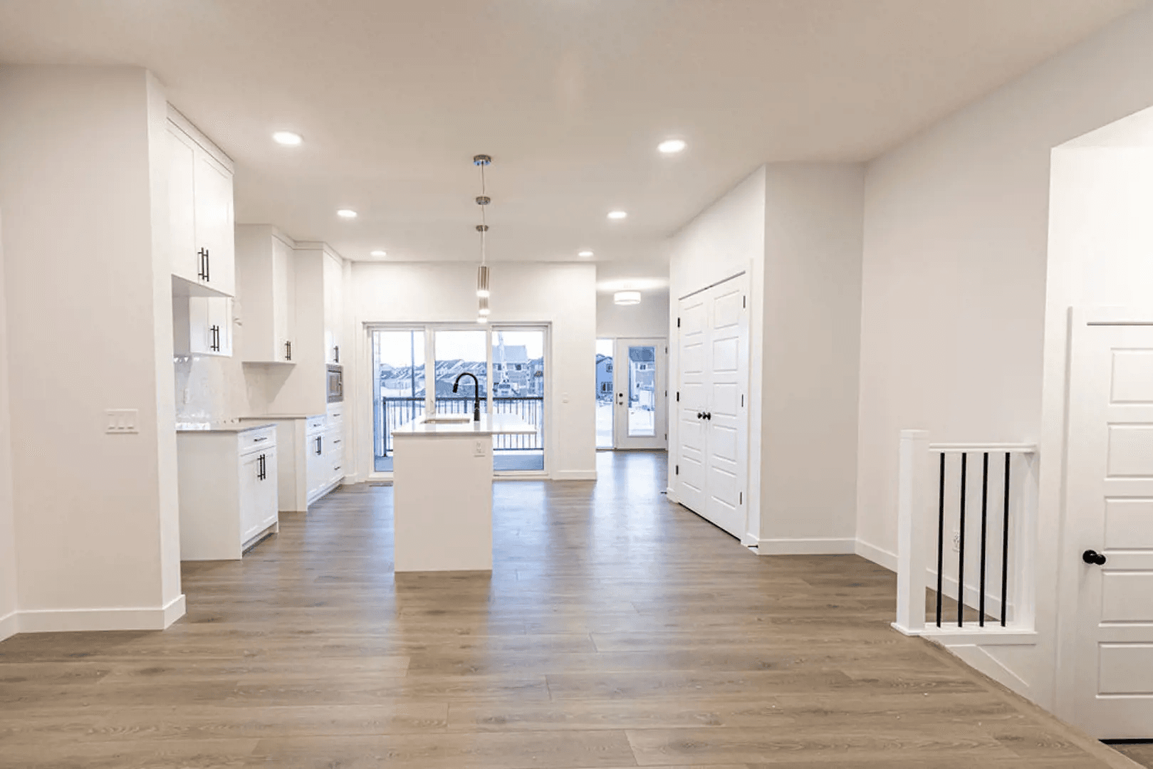 Chappelle Gardens by Daytona Homes thumbnail 19