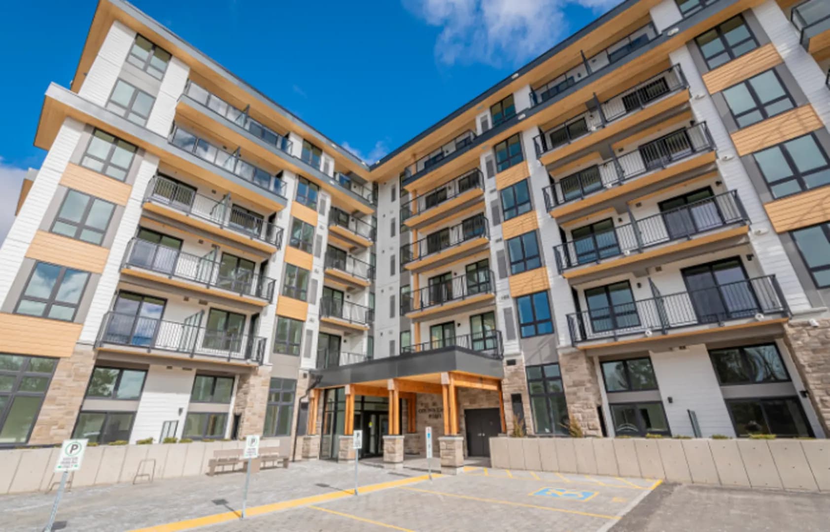 The Jake Condos thumbnail 4